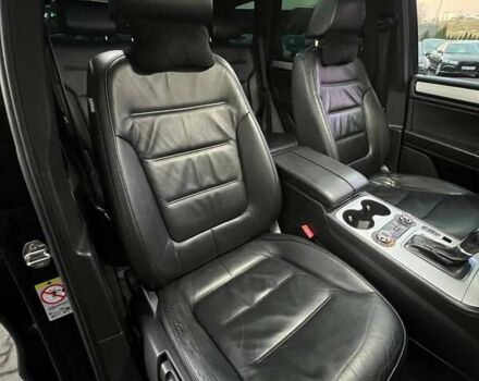 Черный Фольксваген Туарег, объемом двигателя 2.97 л и пробегом 298 тыс. км за 18900 $, фото 30 на Automoto.ua