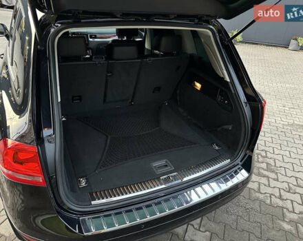 Чорний Фольксваген Туарег, об'ємом двигуна 2.97 л та пробігом 355 тис. км за 17500 $, фото 16 на Automoto.ua