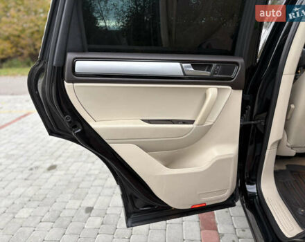 Фольксваген Туарег 2010 в Староконстантинов на Automoto.ua Черный Фольксваген Туарег, объемом двигателя 3 л и пробегом 150 тыс. км за 17800 $, фото 21 на Automoto.ua