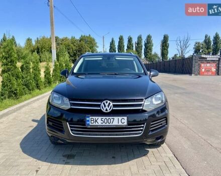 Фольксваген Туарег 2010 в Ровно на Automoto.ua Черный Фольксваген Туарег, объемом двигателя 2.97 л и пробегом 390 тыс. км за 15500 $, фото 13 на Automoto.ua