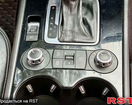 Черный Фольксваген Туарег, объемом двигателя 3 л и пробегом 215 тыс. км за 17900 $, фото 8 на Automoto.ua