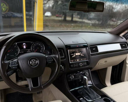 Черный Фольксваген Туарег, объемом двигателя 2.97 л и пробегом 301 тыс. км за 15300 $, фото 19 на Automoto.ua