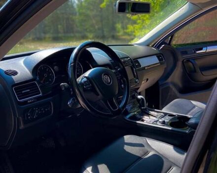 Чорний Фольксваген Туарег, об'ємом двигуна 2.97 л та пробігом 330 тис. км за 14900 $, фото 19 на Automoto.ua