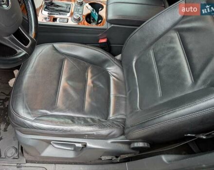 Черный Фольксваген Туарег, объемом двигателя 2.97 л и пробегом 320 тыс. км за 17500 $, фото 9 на Automoto.ua