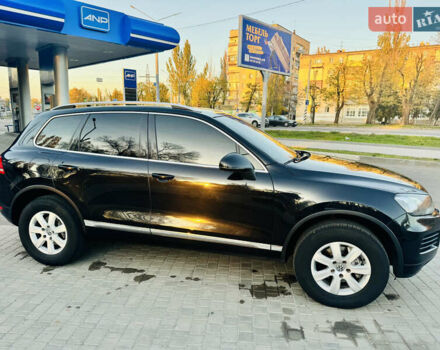 Черный Фольксваген Туарег, объемом двигателя 2.97 л и пробегом 400 тыс. км за 16000 $, фото 21 на Automoto.ua