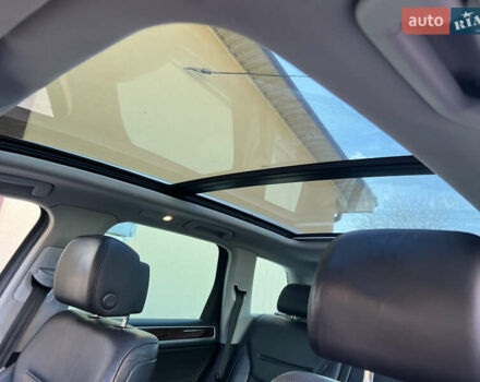 Черный Фольксваген Туарег, объемом двигателя 2.97 л и пробегом 267 тыс. км за 18700 $, фото 19 на Automoto.ua