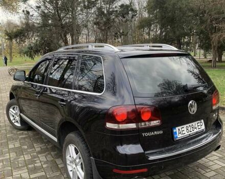 Чорний Фольксваген Туарег, об'ємом двигуна 3 л та пробігом 270 тис. км за 14700 $, фото 2 на Automoto.ua