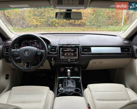 Чорний Фольксваген Туарег, об'ємом двигуна 3 л та пробігом 150 тис. км за 17500 $, фото 11 на Automoto.ua