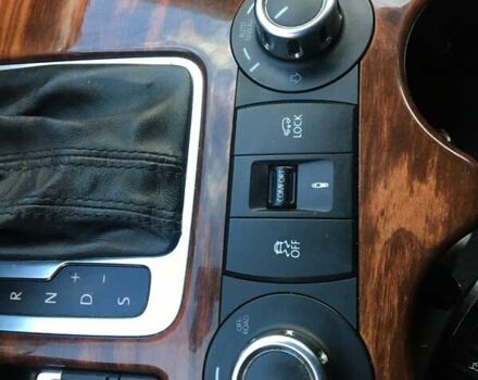 Фольксваген Туарег 2010 в Ровно на Automoto.ua Черный Фольксваген Туарег, объемом двигателя 2.97 л и пробегом 390 тыс. км за 15500 $, фото 31 на Automoto.ua