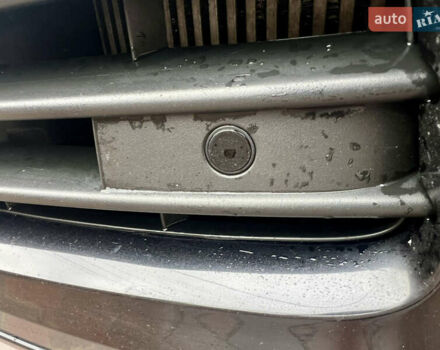 Черный Фольксваген Туарег, объемом двигателя 2.97 л и пробегом 257 тыс. км за 15800 $, фото 9 на Automoto.ua