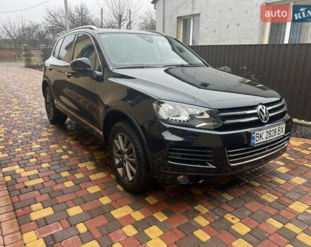 Черный Фольксваген Туарег, объемом двигателя 2.97 л и пробегом 267 тыс. км за 18700 $, фото 2 на Automoto.ua