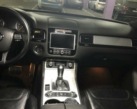 Чорний Фольксваген Туарег, об'ємом двигуна 2.97 л та пробігом 340 тис. км за 18500 $, фото 14 на Automoto.ua