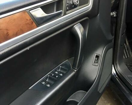 Фольксваген Туарег 2010 в Ровно на Automoto.ua Черный Фольксваген Туарег, объемом двигателя 2.97 л и пробегом 390 тыс. км за 15500 $, фото 32 на Automoto.ua