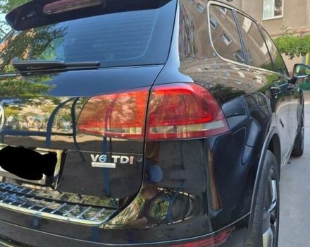 Черный Фольксваген Туарег, объемом двигателя 2.97 л и пробегом 300 тыс. км за 18800 $, фото 5 на Automoto.ua