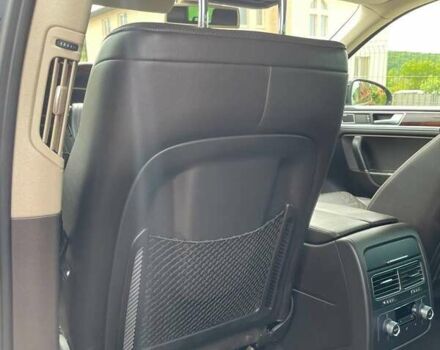 Чорний Фольксваген Туарег, об'ємом двигуна 2.97 л та пробігом 248 тис. км за 19500 $, фото 16 на Automoto.ua