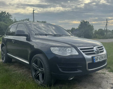 Черный Фольксваген Туарег, объемом двигателя 3 л и пробегом 255 тыс. км за 14500 $, фото 9 на Automoto.ua
