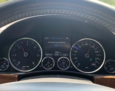 Чорний Фольксваген Туарег, об'ємом двигуна 3 л та пробігом 270 тис. км за 14700 $, фото 11 на Automoto.ua