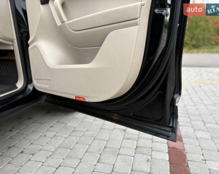 Фольксваген Туарег 2010 в Староконстантинов на Automoto.ua Черный Фольксваген Туарег, объемом двигателя 3 л и пробегом 150 тыс. км за 17800 $, фото 19 на Automoto.ua