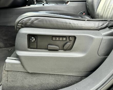 Чорний Фольксваген Туарег, об'ємом двигуна 3 л та пробігом 232 тис. км за 13500 $, фото 6 на Automoto.ua