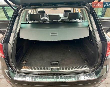 Черный Фольксваген Туарег, объемом двигателя 2.97 л и пробегом 257 тыс. км за 15800 $, фото 31 на Automoto.ua