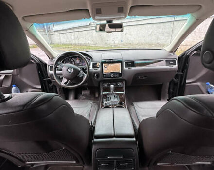 Чорний Фольксваген Туарег, об'ємом двигуна 3 л та пробігом 130 тис. км за 16900 $, фото 51 на Automoto.ua