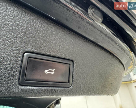 Черный Фольксваген Туарег, объемом двигателя 2.97 л и пробегом 356 тыс. км за 15900 $, фото 37 на Automoto.ua