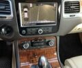 Черный Фольксваген Туарег, объемом двигателя 2.97 л и пробегом 250 тыс. км за 17600 $, фото 70 на Automoto.ua