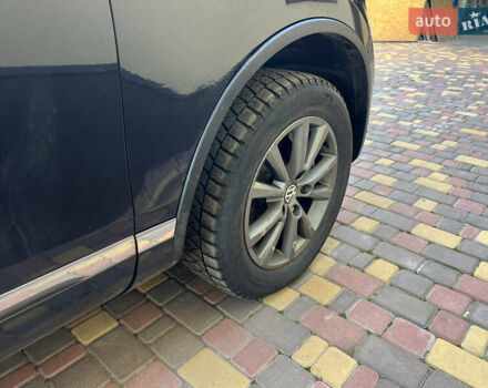 Черный Фольксваген Туарег, объемом двигателя 2.97 л и пробегом 267 тыс. км за 18700 $, фото 7 на Automoto.ua