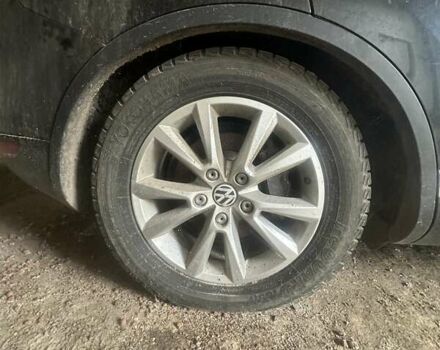 Фольксваген Туарег 2010 в Белой Церкве на Automoto.ua Черный Фольксваген Туарег, объемом двигателя 4.13 л и пробегом 300 тыс. км за 6500 $, фото 3 на Automoto.ua