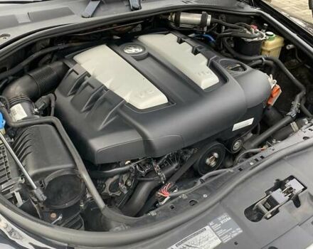 Чорний Фольксваген Туарег, об'ємом двигуна 3 л та пробігом 270 тис. км за 14700 $, фото 15 на Automoto.ua