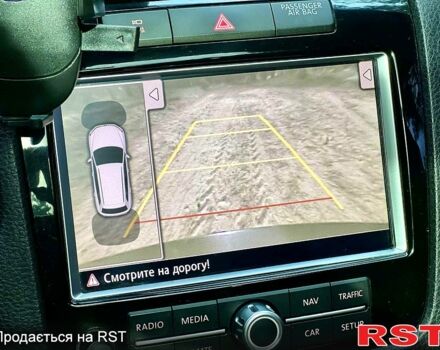 Черный Фольксваген Туарег, объемом двигателя 3 л и пробегом 215 тыс. км за 17900 $, фото 4 на Automoto.ua