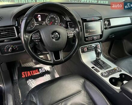 Черный Фольксваген Туарег, объемом двигателя 2.97 л и пробегом 298 тыс. км за 18900 $, фото 14 на Automoto.ua