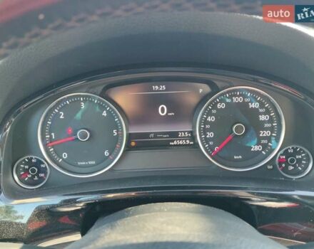 Черный Фольксваген Туарег, объемом двигателя 2.97 л и пробегом 214 тыс. км за 16600 $, фото 4 на Automoto.ua