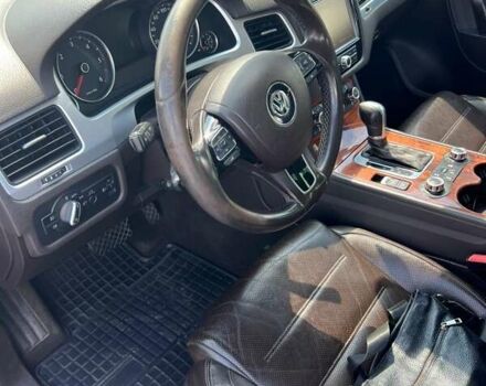 Чорний Фольксваген Туарег, об'ємом двигуна 2.97 л та пробігом 276 тис. км за 15000 $, фото 7 на Automoto.ua