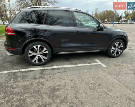 Черный Фольксваген Туарег, объемом двигателя 3 л и пробегом 310 тыс. км за 20800 $, фото 9 на Automoto.ua