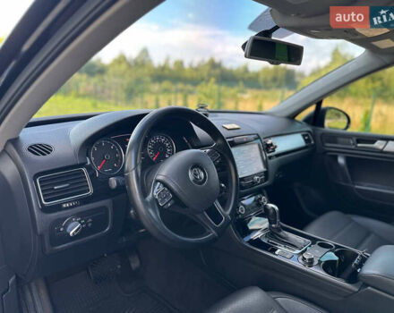 Чорний Фольксваген Туарег, об'ємом двигуна 2.97 л та пробігом 204 тис. км за 16500 $, фото 33 на Automoto.ua