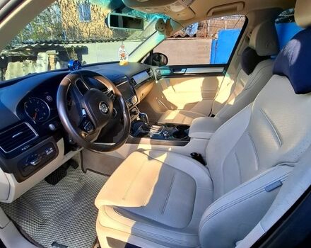 Черный Фольксваген Туарег, объемом двигателя 3 л и пробегом 270 тыс. км за 17500 $, фото 1 на Automoto.ua