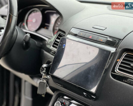 Черный Фольксваген Туарег, объемом двигателя 3 л и пробегом 159 тыс. км за 17500 $, фото 22 на Automoto.ua