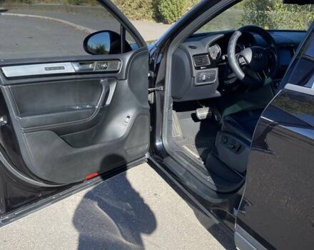 Чорний Фольксваген Туарег, об'ємом двигуна 2.97 л та пробігом 253 тис. км за 20500 $, фото 11 на Automoto.ua