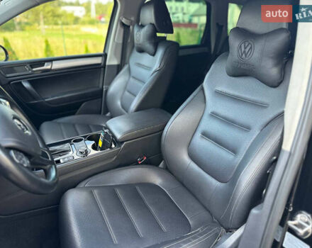 Чорний Фольксваген Туарег, об'ємом двигуна 2.97 л та пробігом 204 тис. км за 16500 $, фото 39 на Automoto.ua