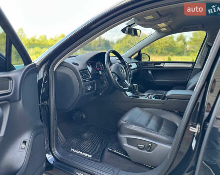 Чорний Фольксваген Туарег, об'ємом двигуна 2.97 л та пробігом 204 тис. км за 16500 $, фото 31 на Automoto.ua