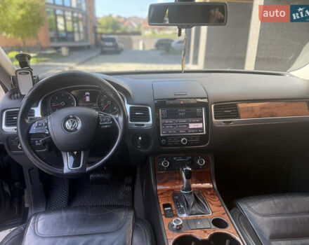 Черный Фольксваген Туарег, объемом двигателя 2.97 л и пробегом 280 тыс. км за 17500 $, фото 22 на Automoto.ua