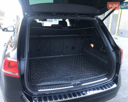 Чорний Фольксваген Туарег, об'ємом двигуна 2.97 л та пробігом 275 тис. км за 21300 $, фото 12 на Automoto.ua