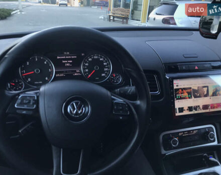 Чорний Фольксваген Туарег, об'ємом двигуна 2.97 л та пробігом 275 тис. км за 21300 $, фото 27 на Automoto.ua