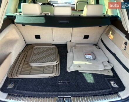 Черный Фольксваген Туарег, объемом двигателя 2.97 л и пробегом 267 тыс. км за 16000 $, фото 24 на Automoto.ua