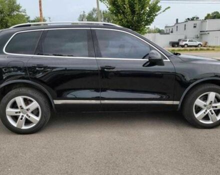 Черный Фольксваген Туарег, объемом двигателя 3 л и пробегом 236 тыс. км за 2700 $, фото 2 на Automoto.ua