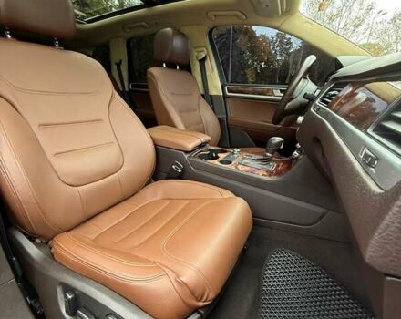 Черный Фольксваген Туарег, объемом двигателя 3.6 л и пробегом 290 тыс. км за 15200 $, фото 17 на Automoto.ua