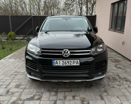 Черный Фольксваген Туарег, объемом двигателя 3 л и пробегом 235 тыс. км за 16700 $, фото 2 на Automoto.ua