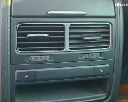 Черный Фольксваген Туарег, объемом двигателя 3 л и пробегом 207 тыс. км за 18990 $, фото 13 на Automoto.ua