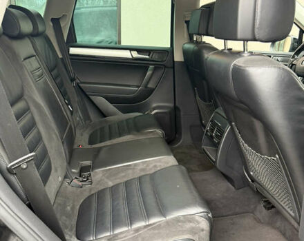 Черный Фольксваген Туарег, объемом двигателя 2.97 л и пробегом 236 тыс. км за 16700 $, фото 14 на Automoto.ua